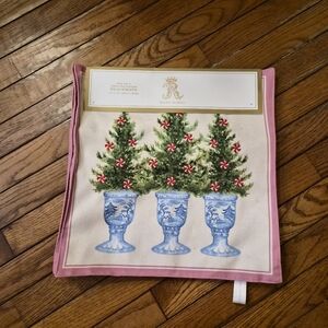 Rachel Ashwell  Christmas Tree Placemats NWT